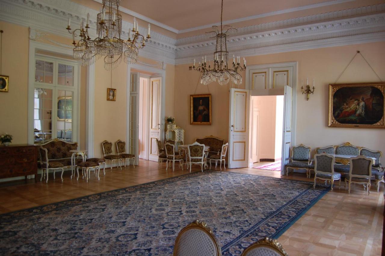 Hotel Butikowy Palac Jablonna 外观 照片