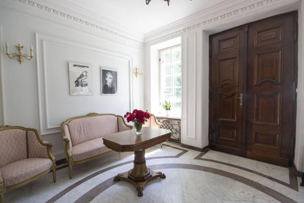 Hotel Butikowy Palac Jablonna 外观 照片